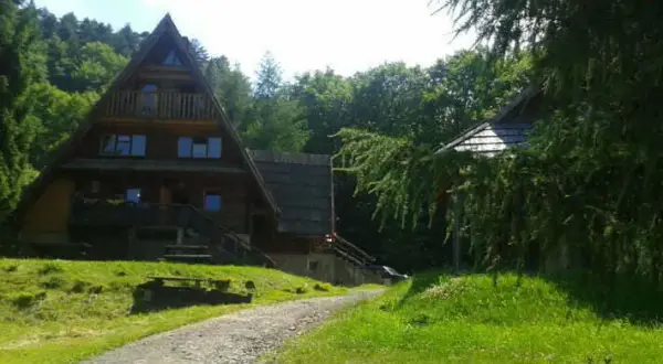 Bacówka w Bieszczadach – idealne miejsce na wypoczynek i przygodę
