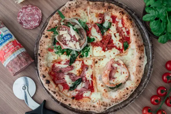 Bacówka u Malorza: smak tradycyjnej pizzy w Bukowinie Tatrzańskiej