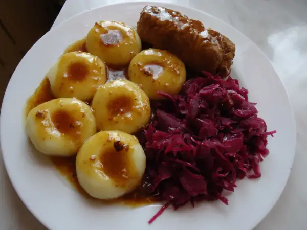 Najsmaczniejsze potrawy regionalne Dolnego Śląska – odkryj ich sekrety
