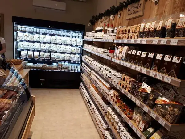 Bacówka Wrocław - najlepsze lokalizacje, godziny otwarcia i produkty